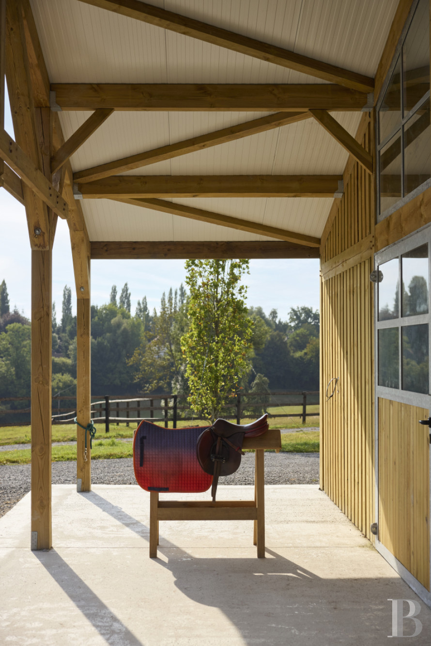 En Pays d’Auge, non loin de Lisieux, une ancienne ferme du 19e siècle transformée en paradis équestre - photo  n°18
